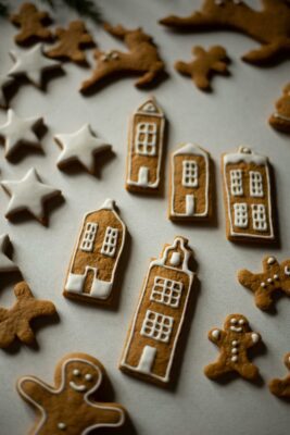 gingerbread house template